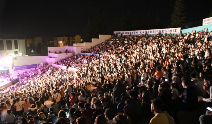 Pinhani’den Konya'da unutulmaz konser