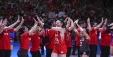 Türk voleybolu 'aynı gün aynı saati' bekliyor