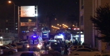 Uyuşturucu satıcılarının açtığı ateş sonucu 2 polis memuru yaralandı