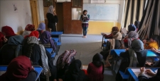 Türkiye, Afganistan'da kızların üniversitedeki eğitimlerine ara verilmesinden endişeli