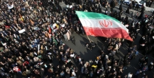 İran'daki gösterilerle ilgili yargılanan 18 yaşındaki genç idama mahkum edildi