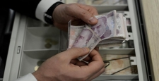 Mevduat ve katılma hesaplarının kur artışına karşı korunması için 25 milyar lira bütçe